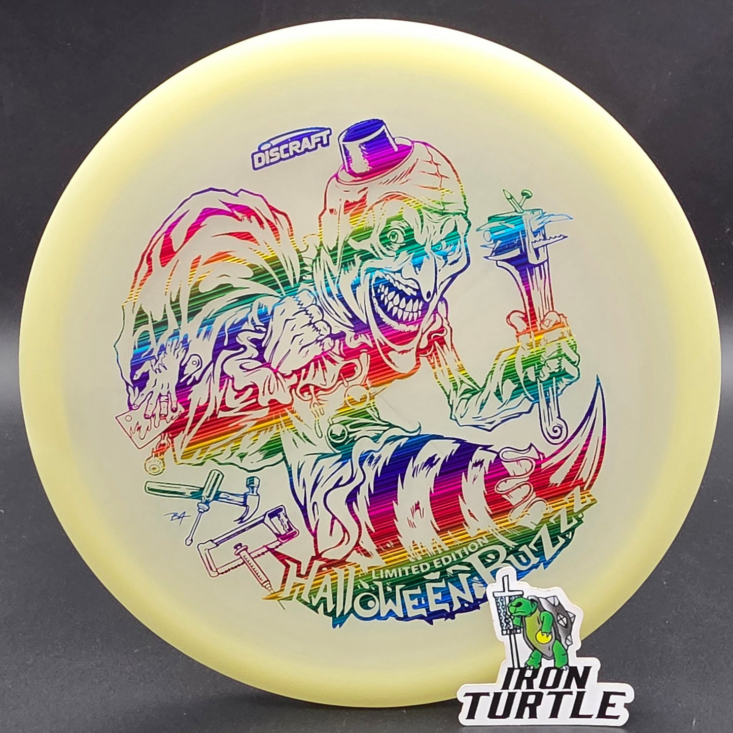 Discraft 2025 Mega-Glo Halloween Buzzz