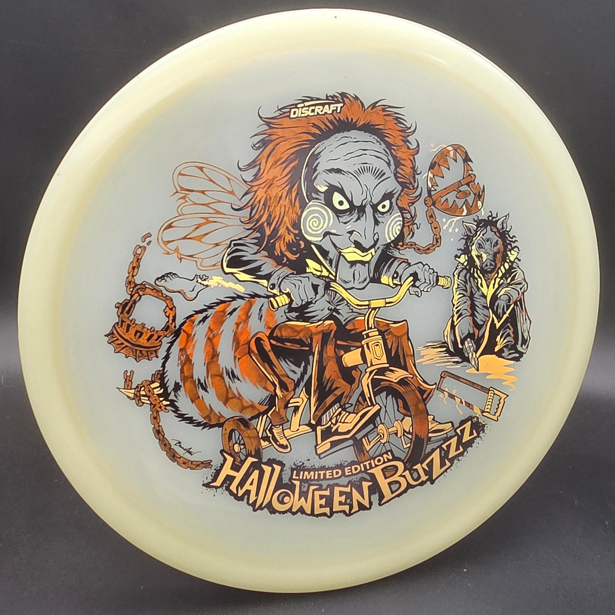 Discraft 2026 Mega-Glo Halloween Buzzz