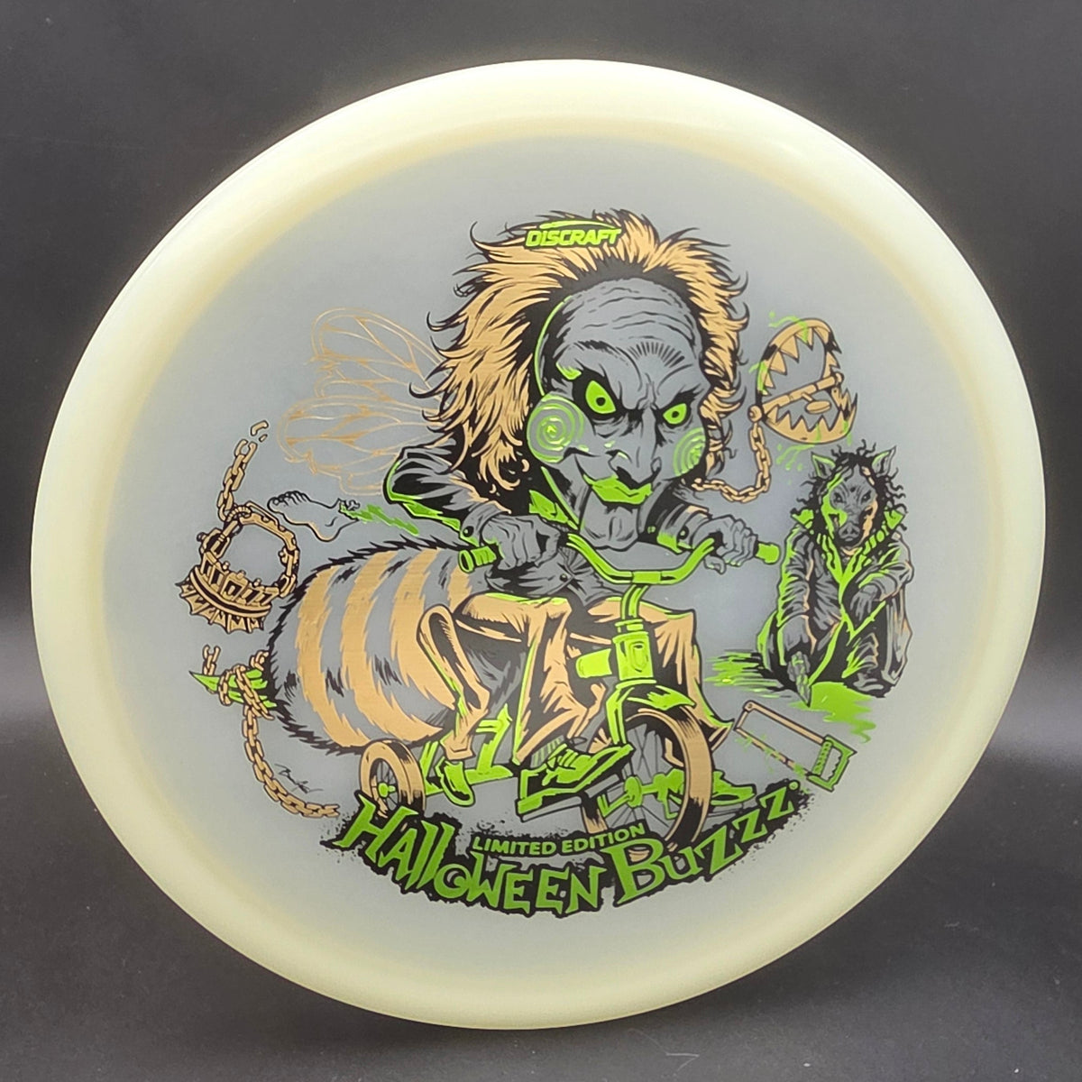 Discraft 2026 Mega-Glo Halloween Buzzz