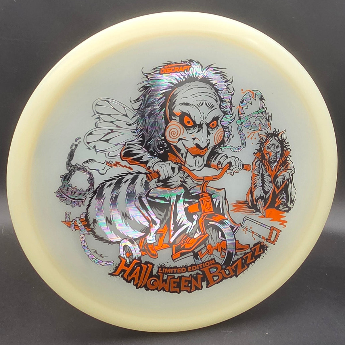 Discraft 2026 Mega-Glo Halloween Buzzz
