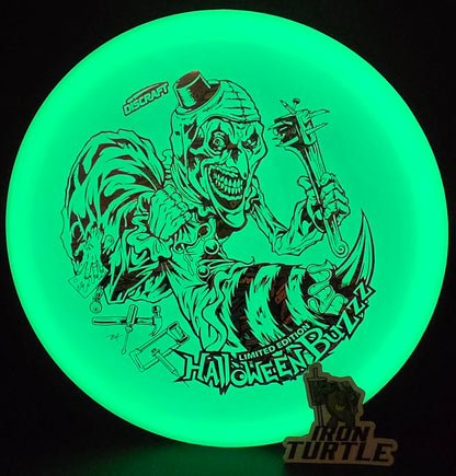 Discraft 2025 Mega-Glo Halloween Buzzz