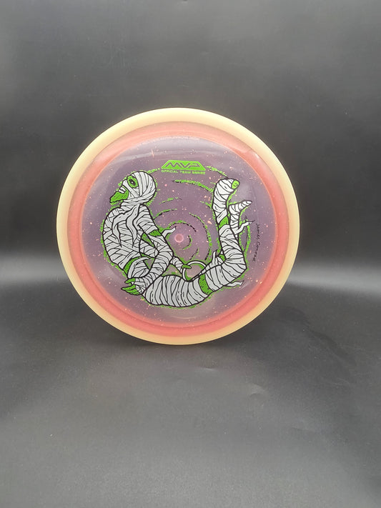 MVP Eclipse Rim Particle Proton Trail (Halloween Team Series)